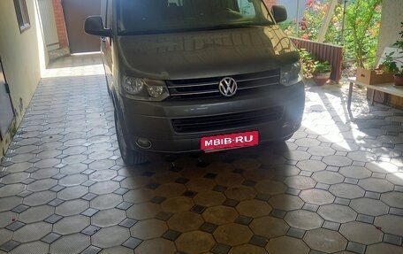 Volkswagen Caravelle T5, 2011 год, 2 300 000 рублей, 1 фотография