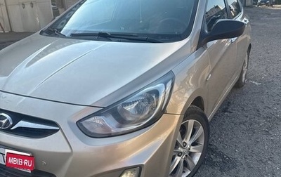 Hyundai Solaris II рестайлинг, 2011 год, 500 000 рублей, 1 фотография