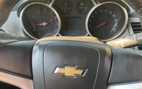 Chevrolet Cruze II, 2009 год, 450 000 рублей, 7 фотография