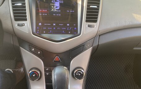Chevrolet Cruze II, 2009 год, 450 000 рублей, 8 фотография