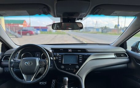Toyota Camry, 2020 год, 3 700 000 рублей, 7 фотография