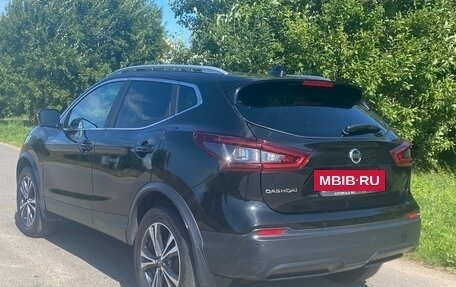 Nissan Qashqai, 2020 год, 2 300 000 рублей, 4 фотография