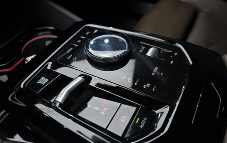 BMW 5 серия, 2025 год, 6 780 000 рублей, 12 фотография