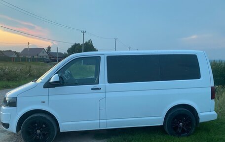 Volkswagen Transporter T5 рестайлинг, 2010 год, 1 700 000 рублей, 5 фотография