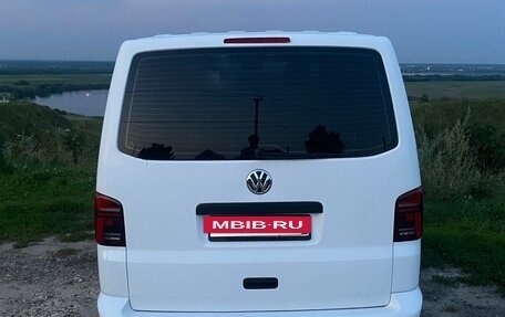 Volkswagen Transporter T5 рестайлинг, 2010 год, 1 700 000 рублей, 7 фотография