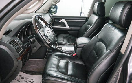 Toyota Land Cruiser 200, 2012 год, 3 799 000 рублей, 8 фотография
