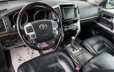 Toyota Land Cruiser 200, 2012 год, 3 799 000 рублей, 9 фотография