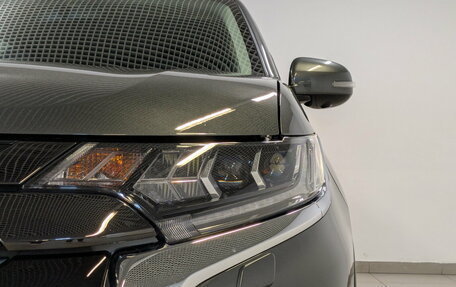 Mitsubishi Outlander III рестайлинг 3, 2022 год, 2 850 000 рублей, 18 фотография