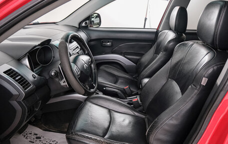 Mitsubishi Outlander III рестайлинг 3, 2007 год, 1 039 000 рублей, 8 фотография