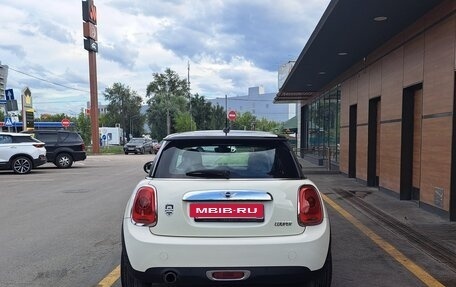 MINI Hatch, 2014 год, 1 350 000 рублей, 3 фотография