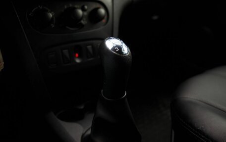 Renault Logan II, 2015 год, 630 000 рублей, 15 фотография