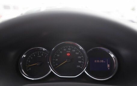 Renault Logan II, 2015 год, 630 000 рублей, 12 фотография