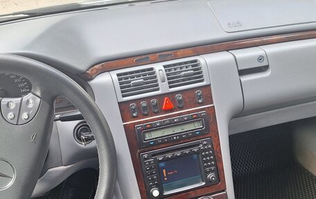 Mercedes-Benz E-Класс, 2000 год, 600 000 рублей, 4 фотография