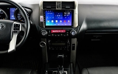 Toyota Land Cruiser Prado 150 рестайлинг 2, 2012 год, 2 399 000 рублей, 13 фотография