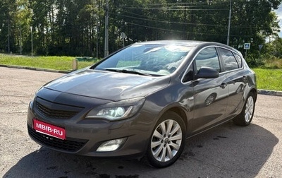 Opel Astra J, 2011 год, 525 000 рублей, 1 фотография