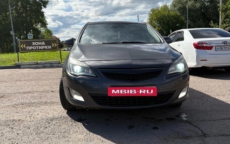 Opel Astra J, 2011 год, 525 000 рублей, 3 фотография