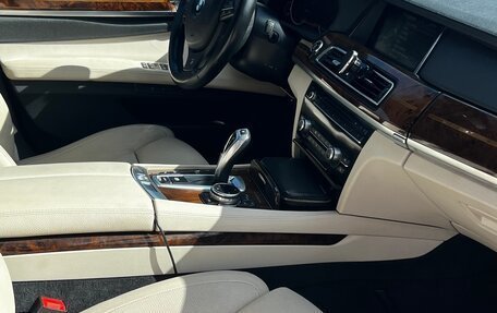 BMW 7 серия, 2014 год, 2 650 000 рублей, 13 фотография