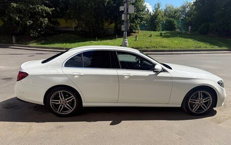 Mercedes-Benz E-Класс, 2018 год, 3 500 000 рублей, 3 фотография