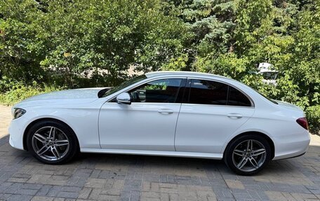 Mercedes-Benz E-Класс, 2018 год, 3 500 000 рублей, 7 фотография