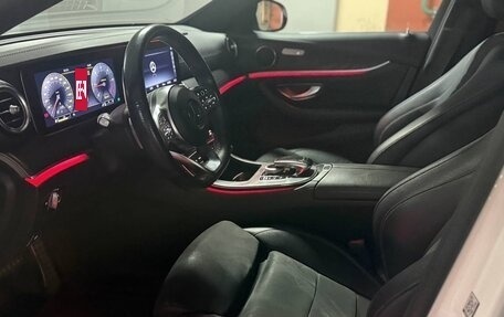 Mercedes-Benz E-Класс, 2018 год, 3 500 000 рублей, 11 фотография