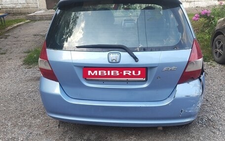 Honda Fit III, 2002 год, 170 000 рублей, 3 фотография