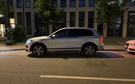 Volkswagen Touareg III, 2013 год, 2 550 000 рублей, 11 фотография