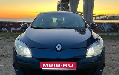 Renault Megane III, 2010 год, 575 000 рублей, 2 фотография