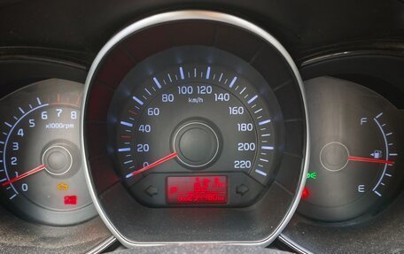 KIA Rio III рестайлинг, 2011 год, 500 000 рублей, 14 фотография