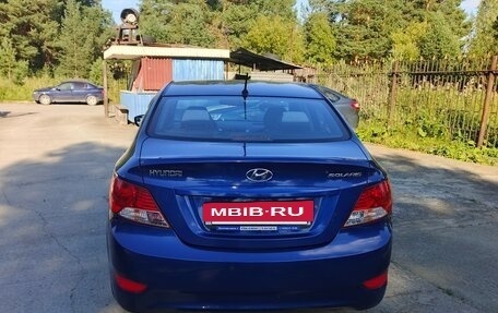 Hyundai Solaris II рестайлинг, 2012 год, 800 000 рублей, 2 фотография