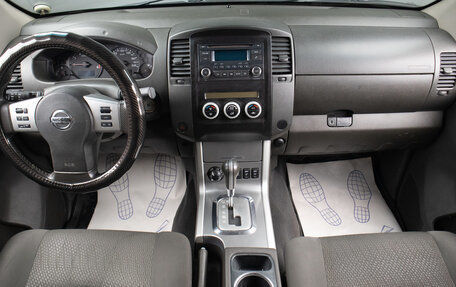 Nissan Navara (Frontier), 2012 год, 1 579 000 рублей, 8 фотография