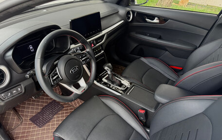 KIA K3, 2021 год, 1 800 000 рублей, 11 фотография