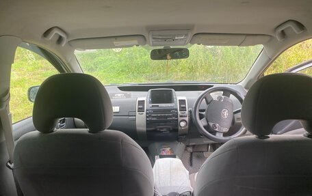 Toyota Prius, 2009 год, 800 000 рублей, 8 фотография