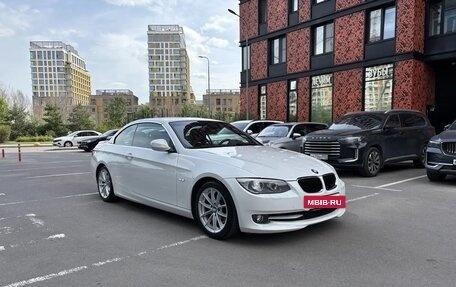 BMW 3 серия, 2010 год, 2 700 000 рублей, 15 фотография