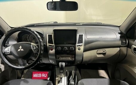 Mitsubishi Pajero Sport II рестайлинг, 2008 год, 1 000 000 рублей, 12 фотография