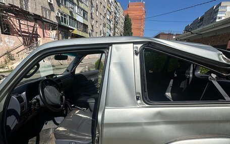 Toyota Land Cruiser Prado 90 рестайлинг, 2000 год, 670 000 рублей, 7 фотография