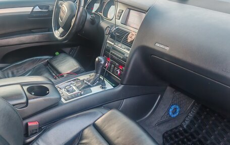 Audi Q7, 2007 год, 1 360 000 рублей, 11 фотография
