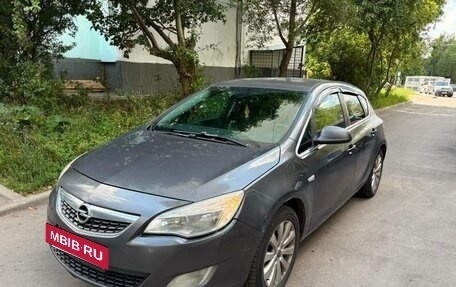 Opel Astra J, 2011 год, 400 000 рублей, 2 фотография