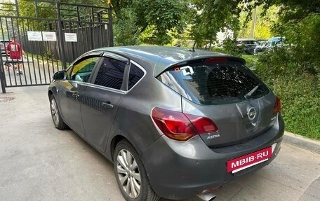 Opel Astra J, 2011 год, 400 000 рублей, 3 фотография