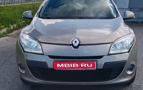 Renault Megane III, 2011 год, 680 000 рублей, 1 фотография