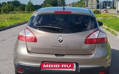 Renault Megane III, 2011 год, 680 000 рублей, 2 фотография