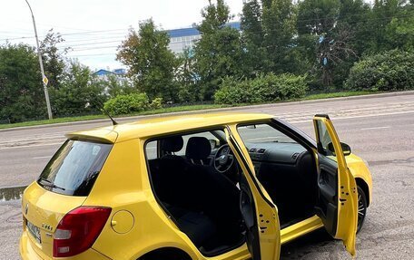 Skoda Fabia II, 2011 год, 650 000 рублей, 5 фотография