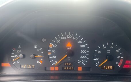 Mercedes-Benz E-Класс, 1997 год, 450 000 рублей, 7 фотография