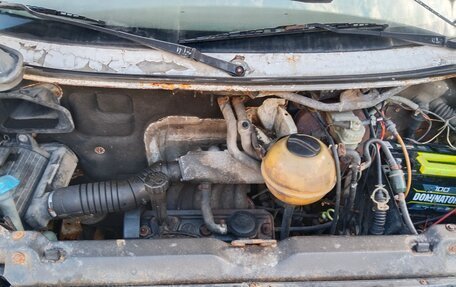 Volkswagen Transporter T4, 1993 год, 275 000 рублей, 2 фотография