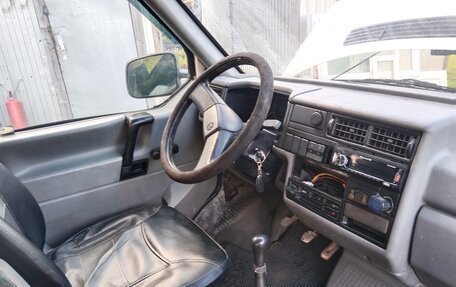 Volkswagen Transporter T4, 1993 год, 275 000 рублей, 4 фотография