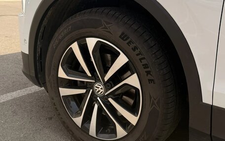 Volkswagen Tiguan II, 2019 год, 2 600 000 рублей, 6 фотография