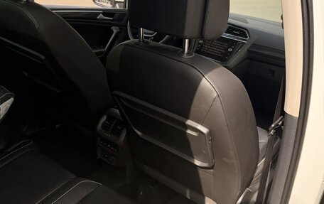 Volkswagen Tiguan II, 2019 год, 2 600 000 рублей, 9 фотография