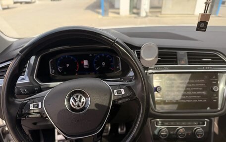 Volkswagen Tiguan II, 2019 год, 2 600 000 рублей, 7 фотография
