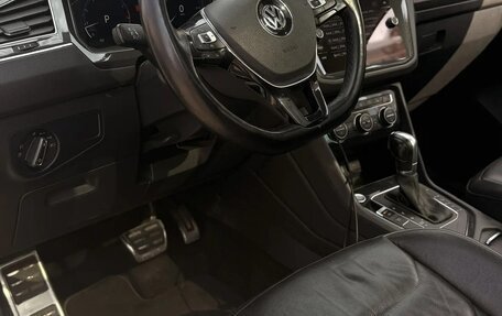 Volkswagen Tiguan II, 2019 год, 2 600 000 рублей, 10 фотография