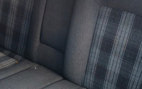 Volkswagen Passat B3, 1988 год, 100 000 рублей, 14 фотография