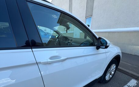 Volkswagen Tiguan II, 2020 год, 2 600 000 рублей, 15 фотография